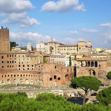 Roma Center Fori Imperiali Raffy'S Charming Suite Exterior foto